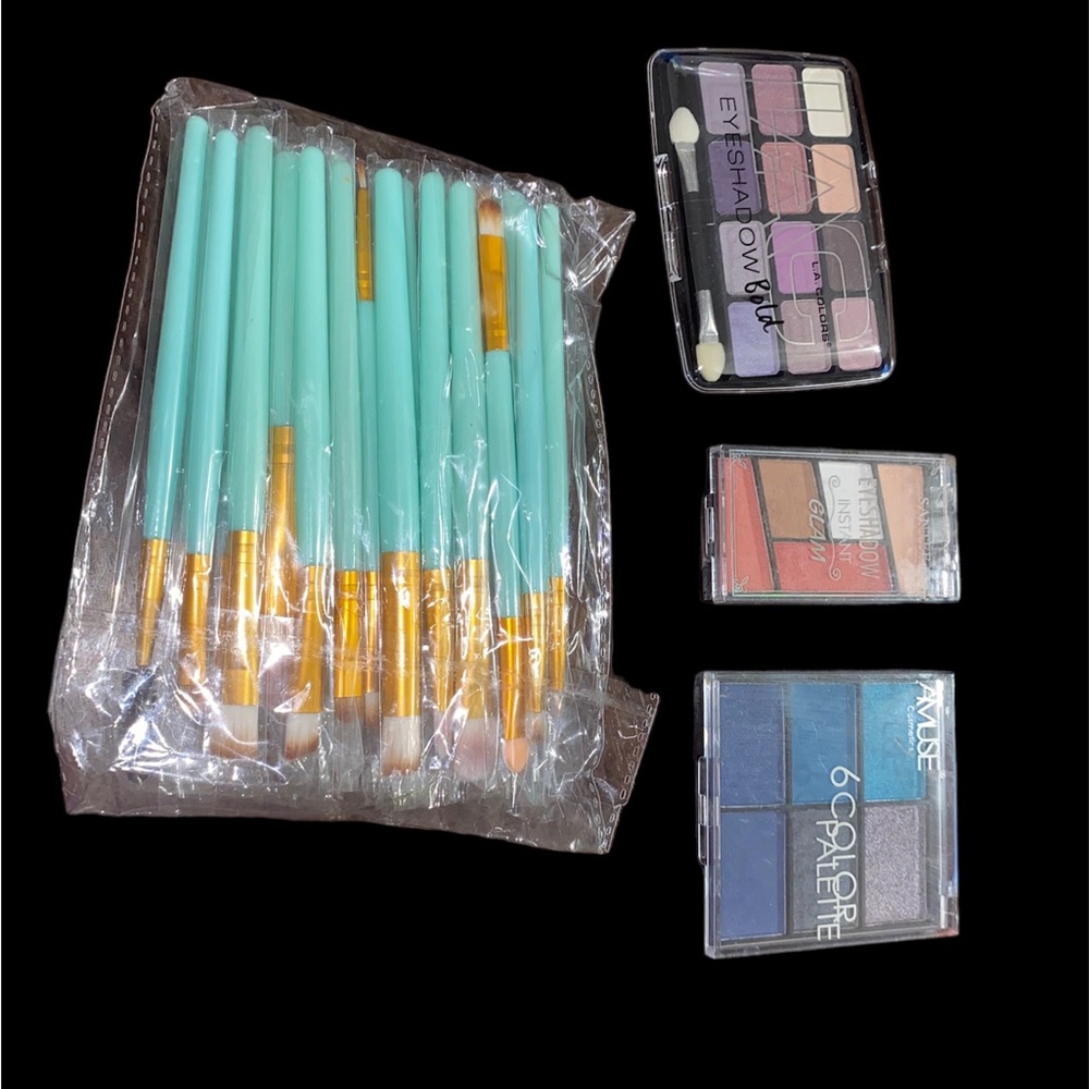 Makeup Lot (4 items)